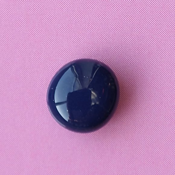 Handmade white polymer clay earrings. Boucles d'oreilles fait à la main - Picture 3 of 7